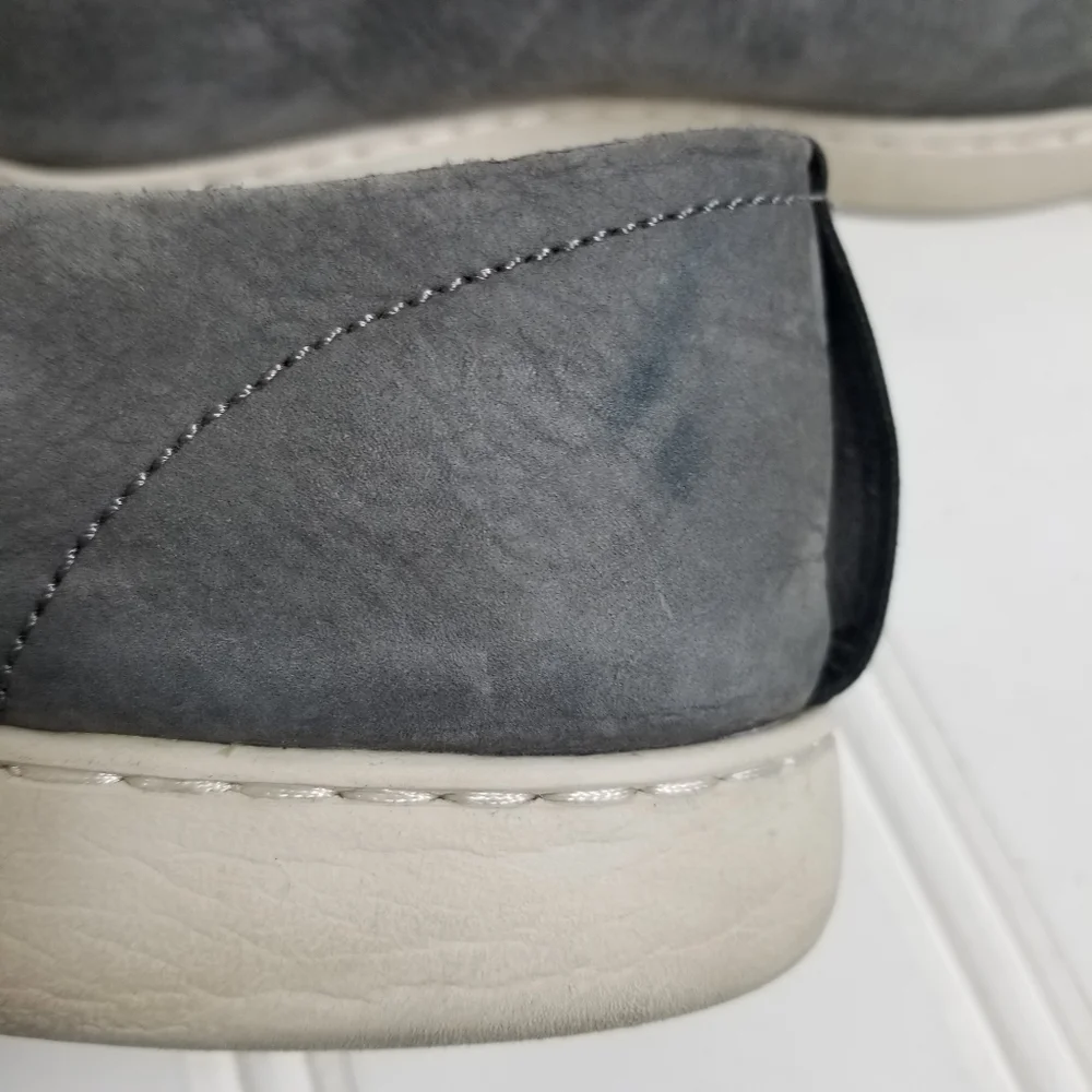 UGG Sneakers Men’s 9.5 Pismo Gray Nubuck Slip On Casual Comfort Shoes
